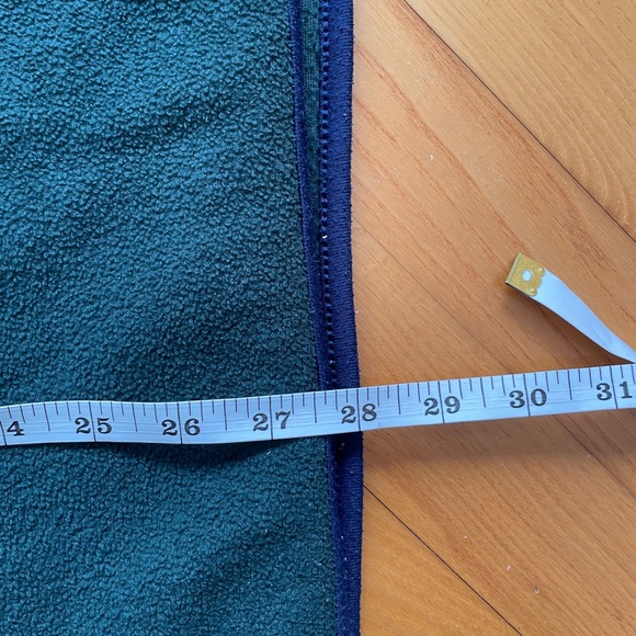 Green Fleece Sweater - Picture 5 of 7